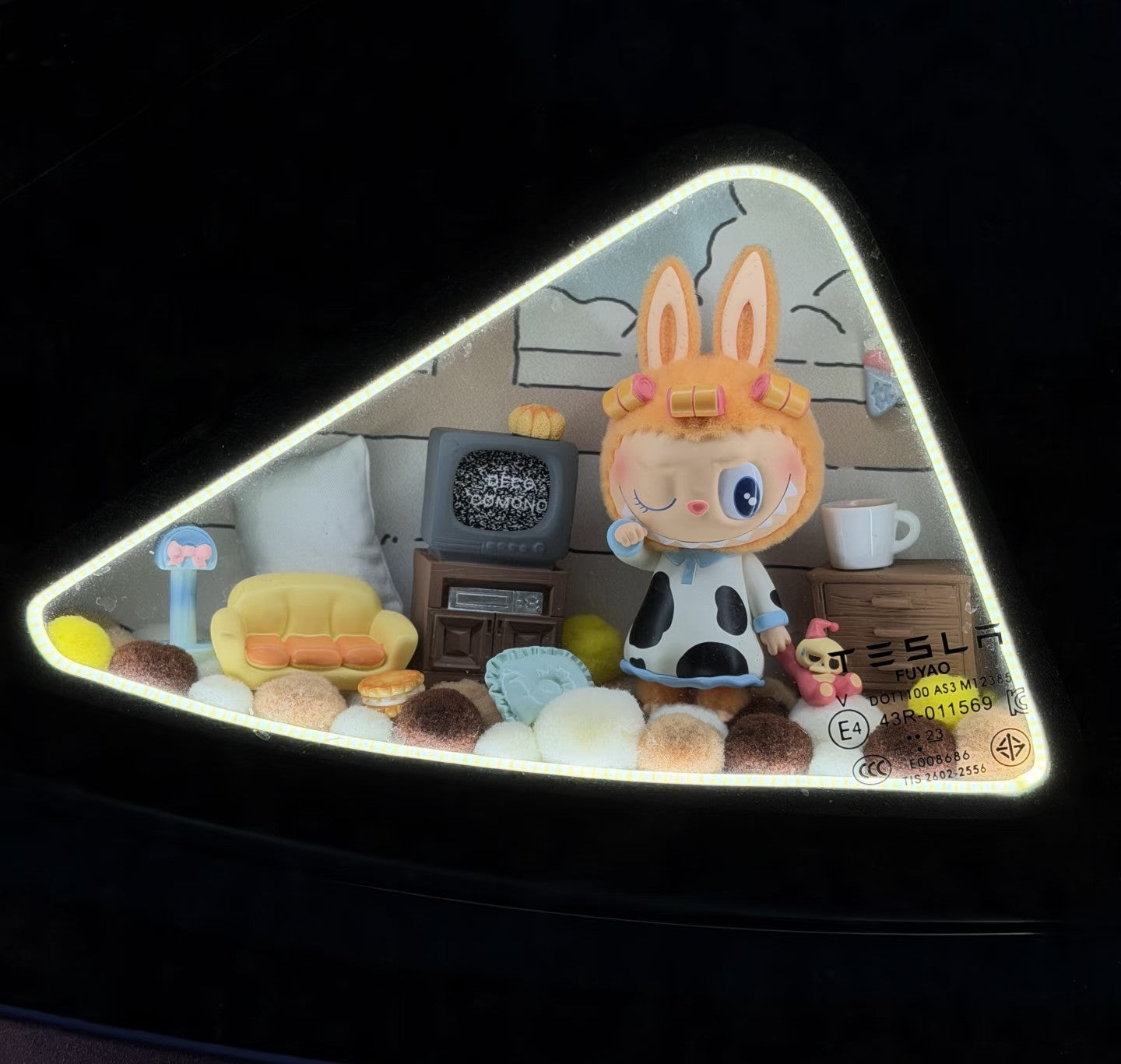 Customized ambient lighting decorations for car triangular windows